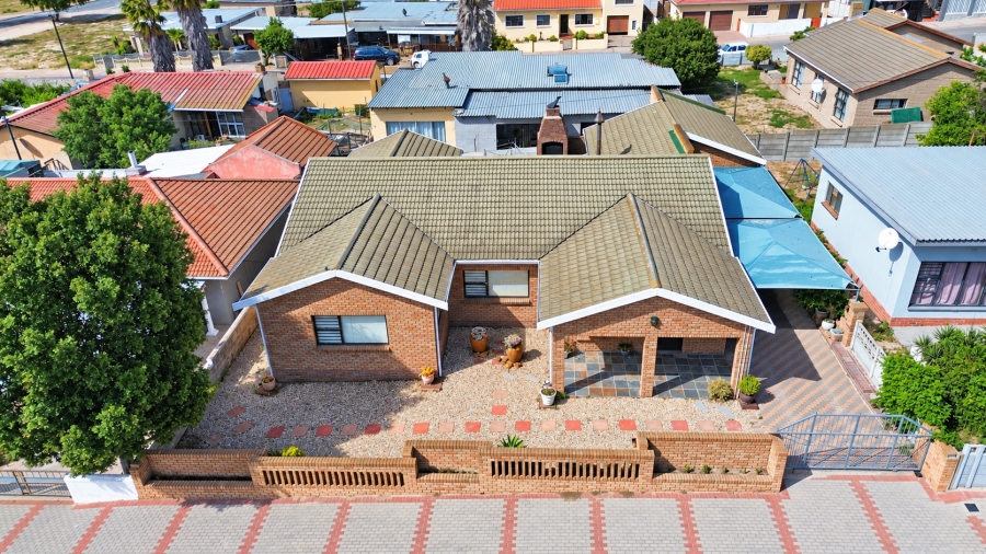 4 Bedroom Property for Sale in Hopefield Western Cape